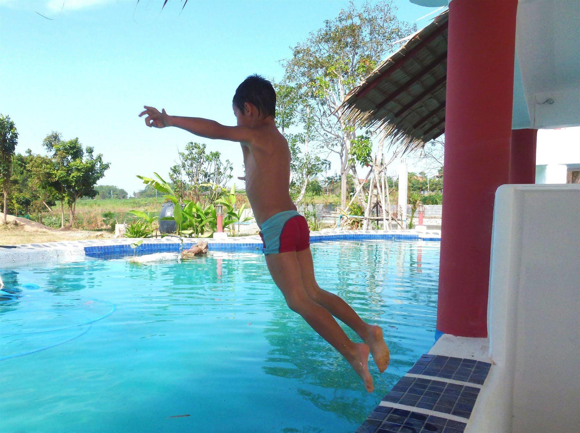 Mirabel Club Resort Jomtien Beach Eksteriør billede